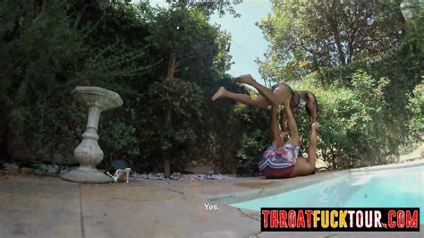 Sexy Body Stretching With Big Ass African Babe Before Throat Stretching Sexy Ebony