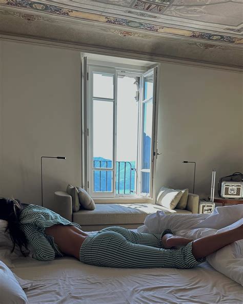 Kendall Jenner Ass Tights DrunkenStepFather