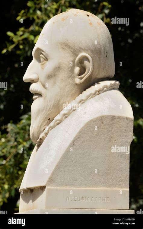 El Greco Statueheraklioncrete Greece Europe Stock Photo Alamy