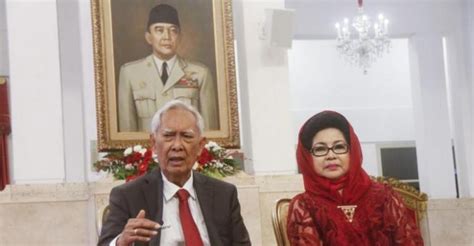 setelah gelar kepahlawanannya dipertegas jokowi bung karno bukan pki