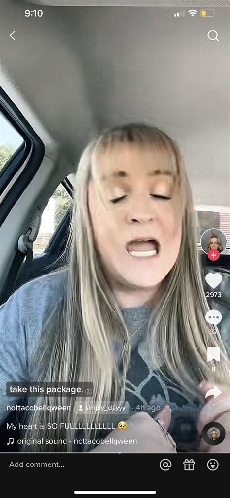 Single Hottie : r/tacobellqweensnark