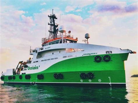 A Empresa Flowing Pretende Vender 500 Cascos De Pequenas Embarcações