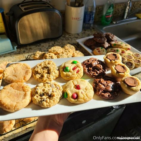 Zoelevain Nude OnlyFans Leaks Fappening FappeningBook