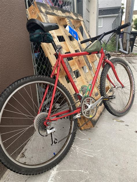 been ripping around town on my ‘new’ Jamis Dakota, doing some urban ...