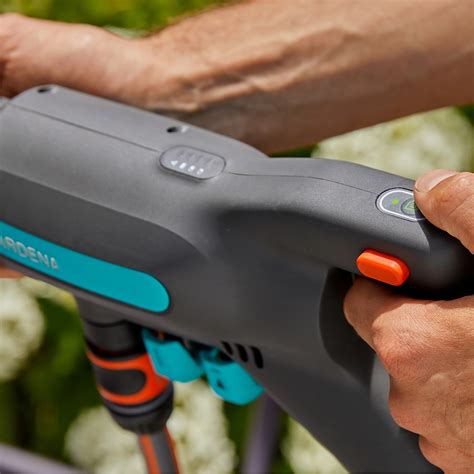 Gardena Akku-Mitteldruckreiniger AquaClean 24/18V P4A Set kaufen bei OBI