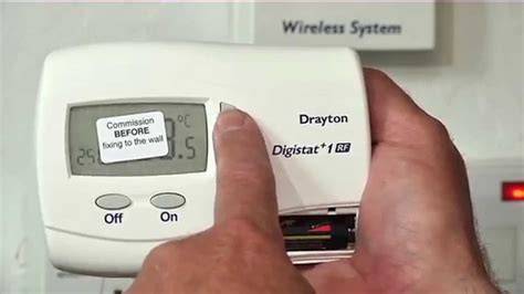 Commissioning A Wireless Room Thermostat Youtube