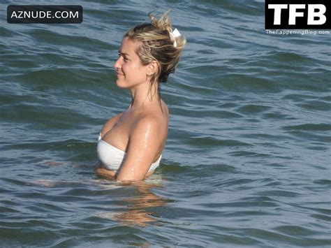 Kristin Cavallari Sexy Seen Flaunting Her Hot Figure Wearing A White Bikini At The Beach In Los
