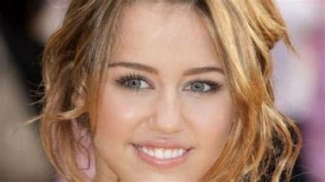 Beauté réaliser un maquillage nude