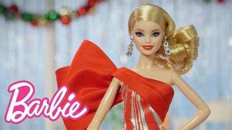 Barbie Holiday Barbie Gets Into The Christmas Spirit Youtube