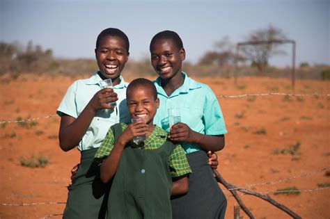 Zimbabwe Aid Charity | Donate Now | CARE Australia