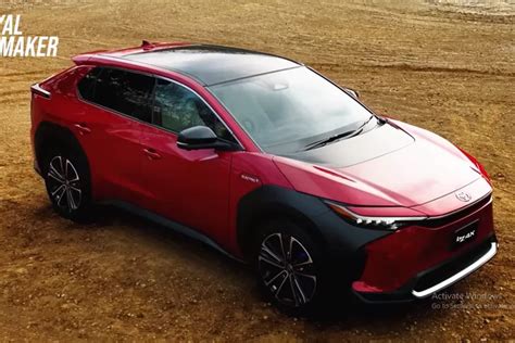 Puluhan Toyota Bz X Dan Lexus Ux E Resmi Jadi Official Car Ktt G