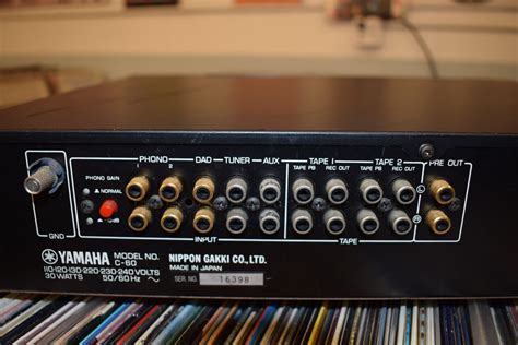 Yamaha Preamp - Model: C-60 | Vintage Audio Exchange
