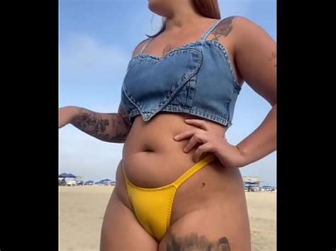 FIZ O CARA FICAR DE PAU DURO NA PRAIA XVIDEOS