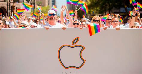 Apple A Juicio Por Convertir A Un Ruso En Gay Shangay