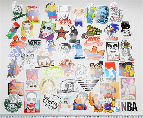 Блиц-обзор набора виниловых наклеек для стикер-бомбинга