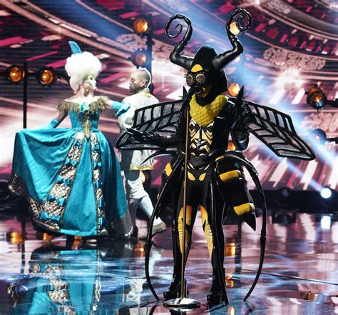 ‘the Masked Singer Recap Season 1 Episode 6 — Raven Unmasked Tvline