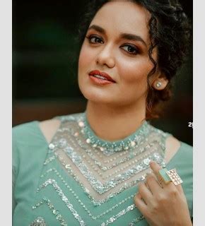 8 Hot Sexy Jyotsna Radhakrishnan Bikini Pics