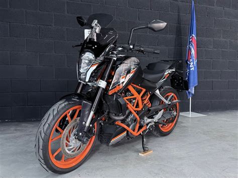 Купить б у KTM 390 Duke инжектор 6 передач в Красноярске чёрный naked bike 2015 года по цене