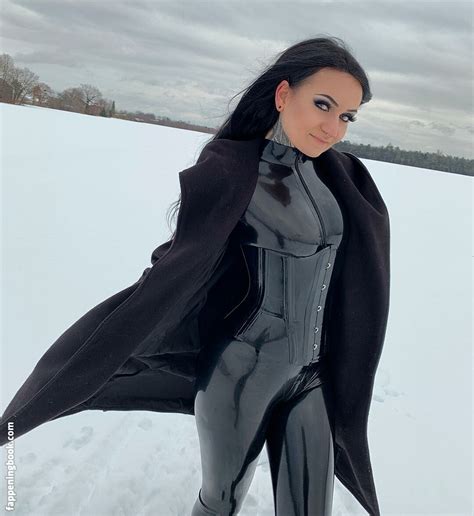 Bella Isadora Bellaisadora Nude OnlyFans Leaks Fappening FappeningBook