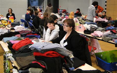 Les P tits Lutins La bourse aux vêtements et jouets a séduit Le