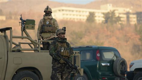 Afghanistan Morts Dont Trangers Dans L Attaque De L H Tel