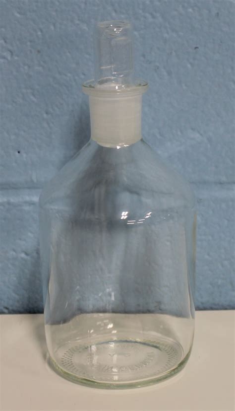 Refurbished Pyrex 500ml Narrow Mouth Reagent Storage Bottle With