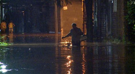 Enchentes Deixam Desabrigados Em Duas Favelas Na Zona Norte De Ribeirão