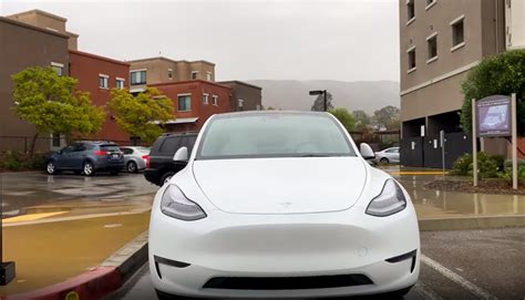 White Dual Motor Performance Model Y Spotted In California Drive Tesla