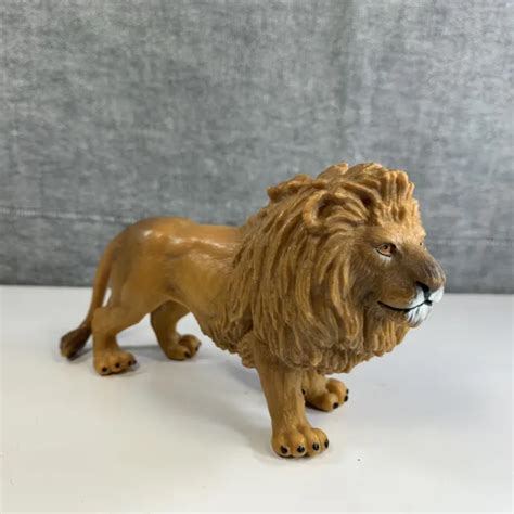 Schleich Vintage Male Lion Adult Animal Figure 1996 Retired 14137 £700