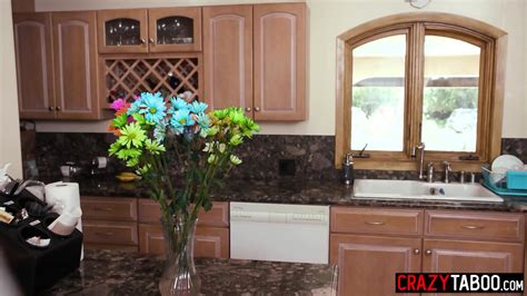 Big Ass Milf Syren De Mer Is For Free Use For Everyone And For Rough Sex