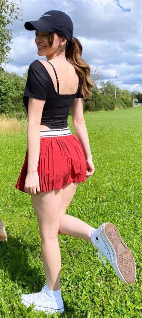 Do You Think Her Ass Is Developed Right Anyway Im Gonna Cum Times On This Scrolller