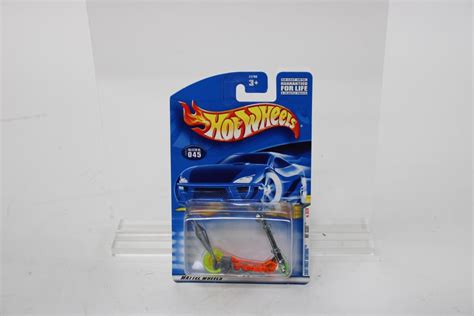 Hot Wheels Mo Scoot And Others 5 Pieces Property Room