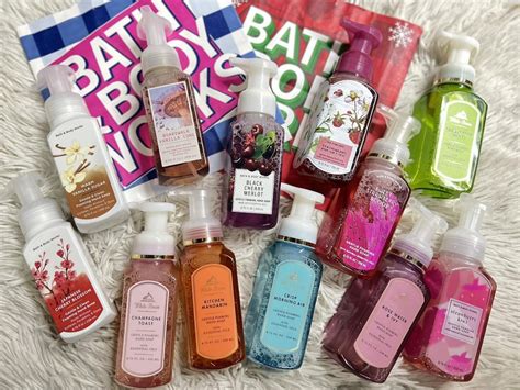 BBW Gentle Foaming Hand Hand Soap Yax Beauty Personal Care Sanitary Hygiene On Carousell