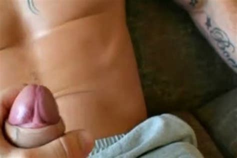 Tatouage Vidéo Porno Gay at Boy Tube