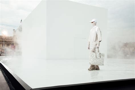 Givenchy official site | GIVENCHY Paris