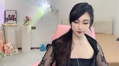 MagicEyess Stripchat Live Sex Cam Livecamgirls Io