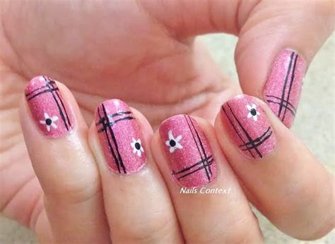 Nails Context: Simple yet elegant