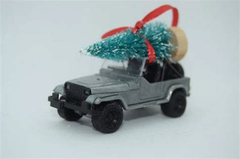 Silver Jeep Wrangler Yj Ornament