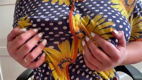 Arab Massages Tits And Licks With Tongue XNXX