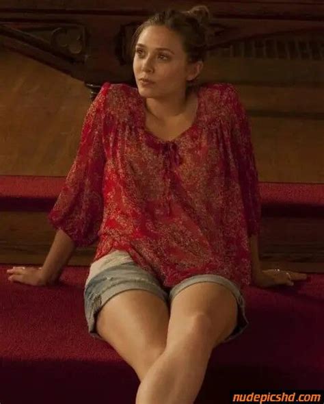 Elizabeth Olsen Nude Porn Photos NudePicsHD
