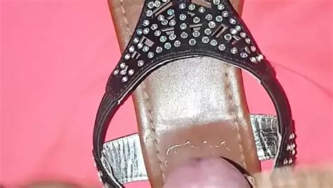 Found Pair Of Heels And A Pair Of Sandals In Customer Lincoln Car Trunk Gay Porn Xhamster