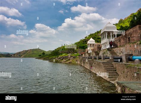 Badi lake india hi-res stock photography and images - Alamy