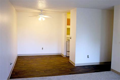 New residential units will redefine the 50 penn place area 33