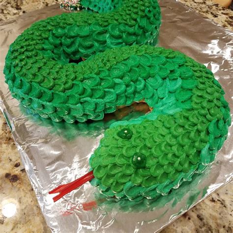 Coolest Snake Birthday Cake Artofit