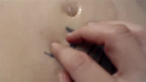 Lesbian Belly Button Play Lesbian Porn Videos
