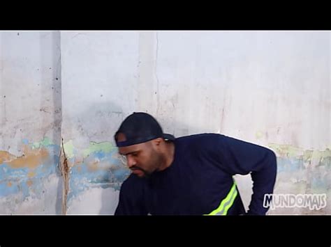 Follando En El Trabajo Durante La Hora Del Almuerzo XVIDEOS