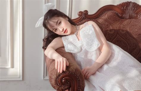 Hot Girl B Vtv D M H Ng Nhan S C T Ng L M Tr Xanh B C N C Gh T Di N M O I Th C G Y B T Ng