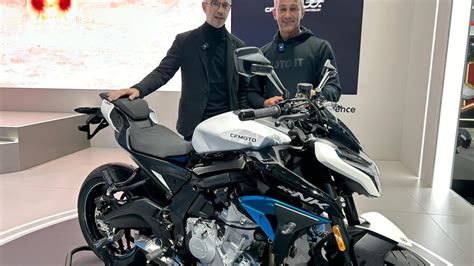 Ecco La Nuova Cfmoto Nk Naked Tricilindrica Da Cv E Kg Video Fiere E Saloni Moto It