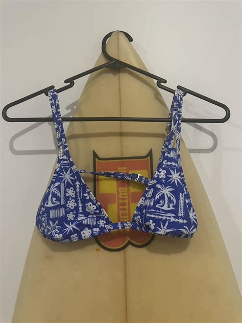 Kulani Kini Caribbean Blues Bikini Top Size Medium Depop