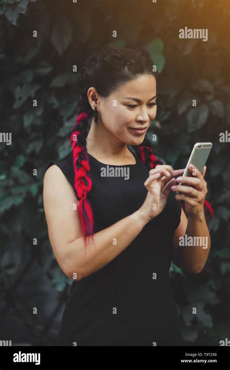 Mature Asian Women Hi Res Stock Photography And Images Alamy